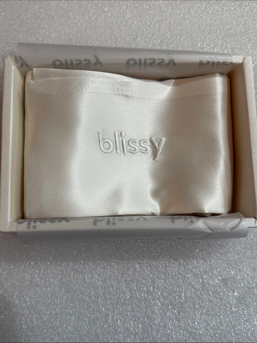 NWT BLISSY White Silk Standard Pillowcase